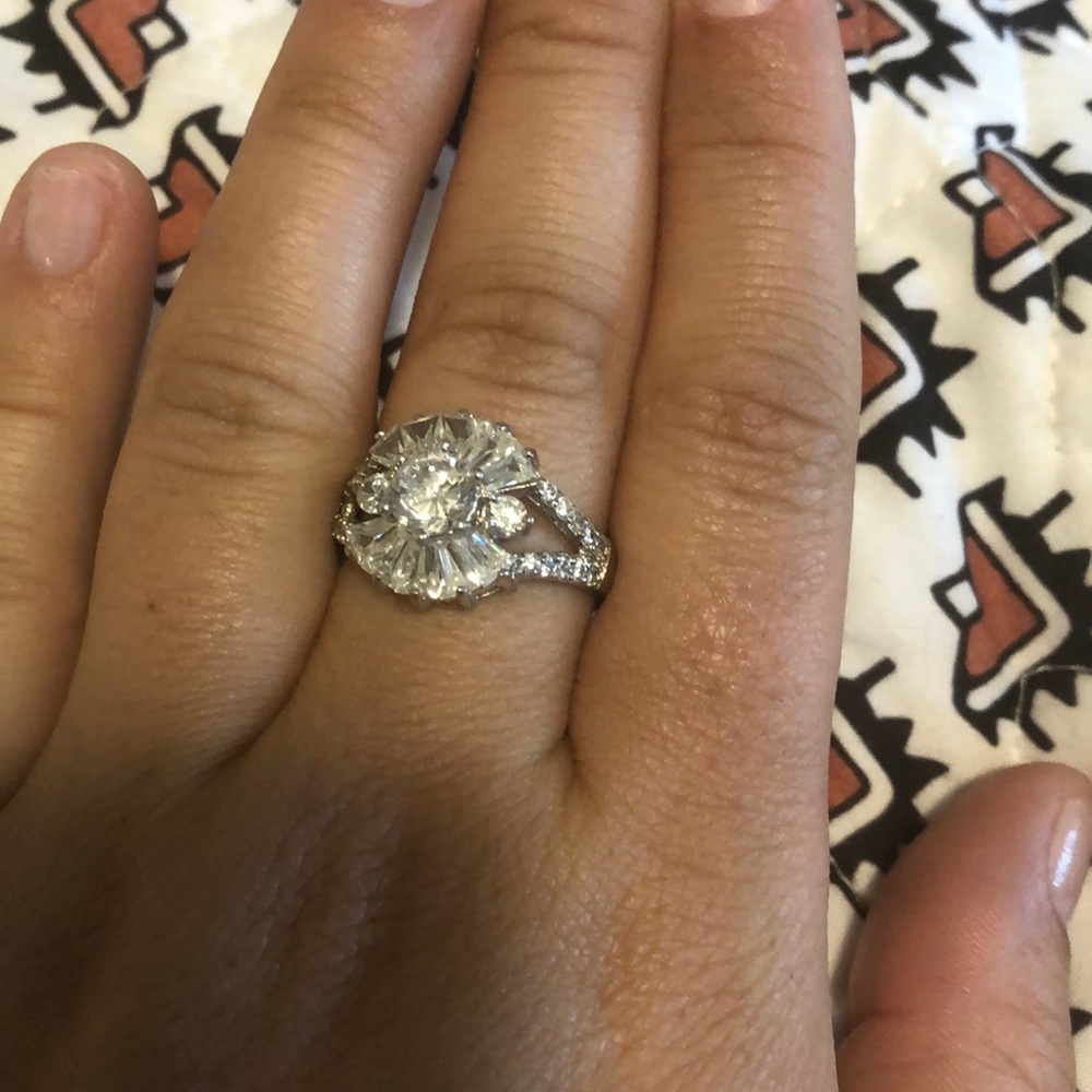 Ring - Picture 1 of 3